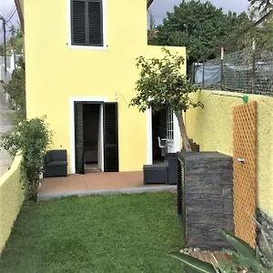  Vila Casa Amarela Portugalsko